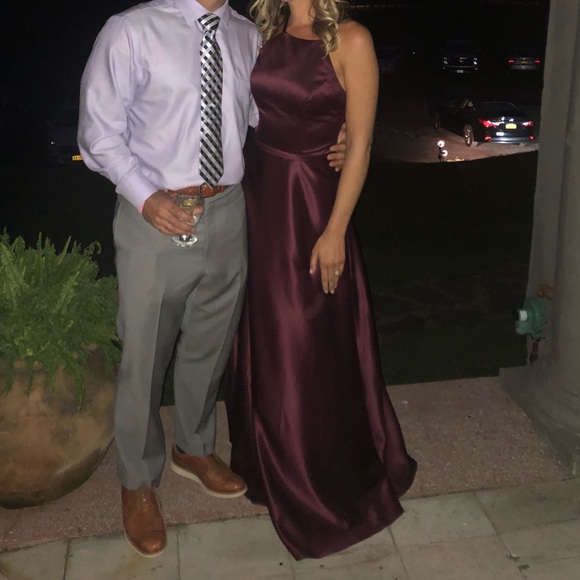 Morilee- Bridesmaid/prom/ wedding guest gown - Picture 2 of 3